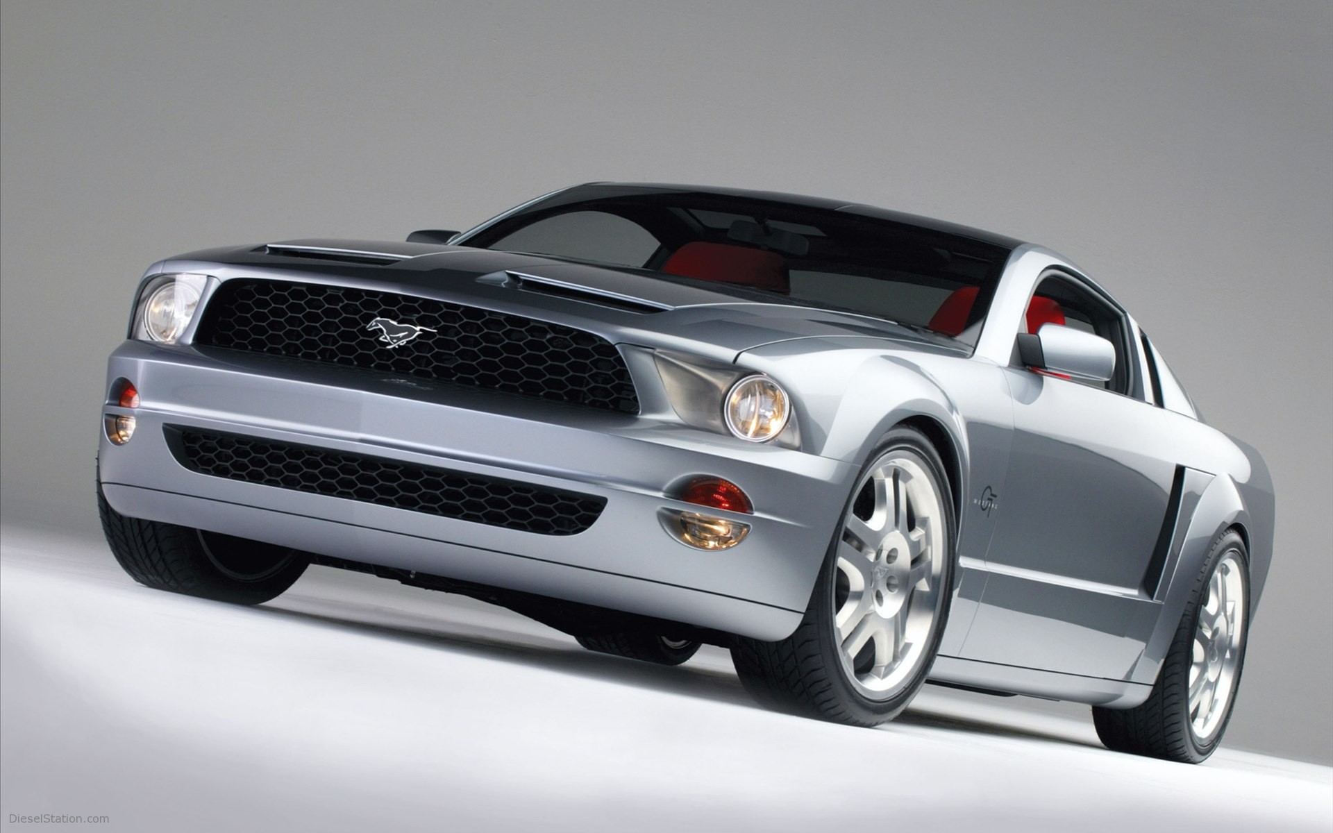 Ford Mustang GT Concept (2004)